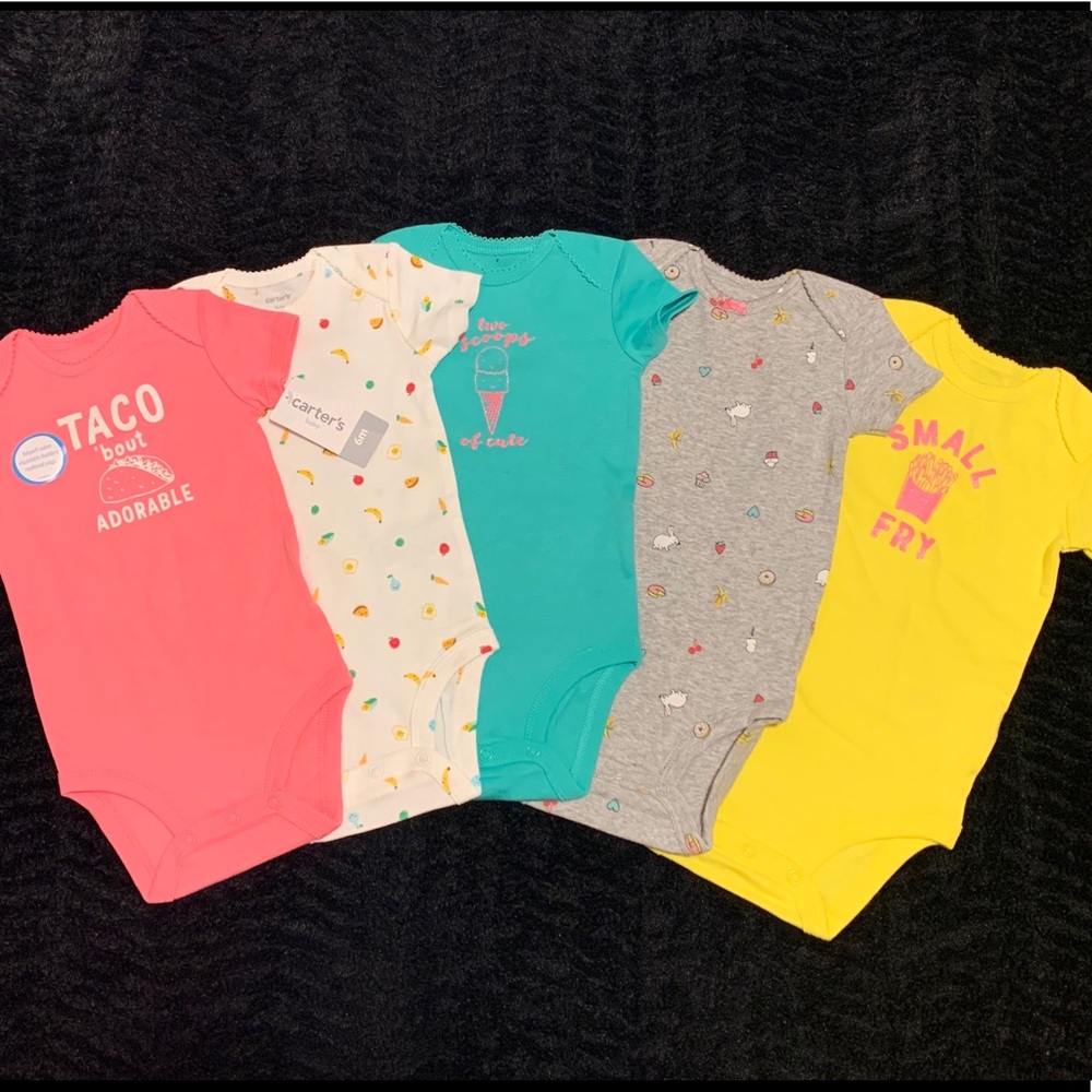 🟣 CARTER’S BABY GIRL 5 PACK ONESIES